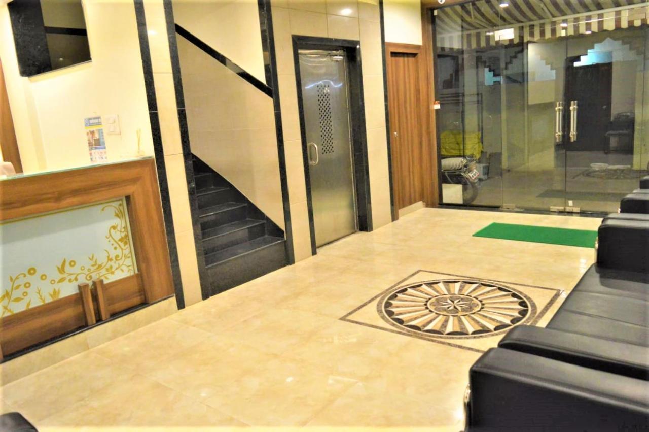 Hotel Visau,쉬르디 외부 사진