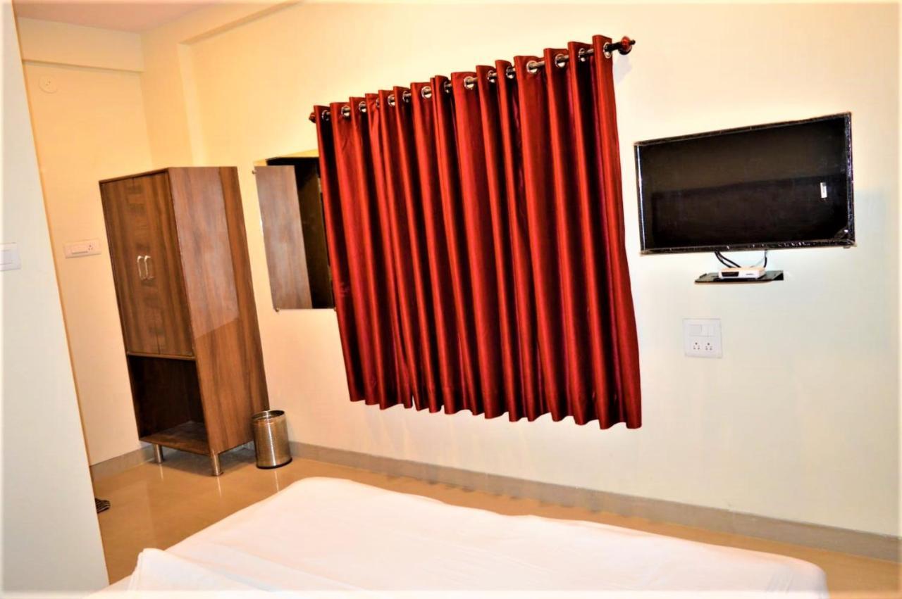Hotel Visau,쉬르디 외부 사진