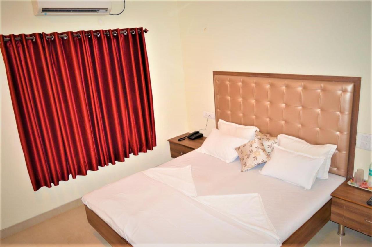 Hotel Visau,쉬르디 외부 사진